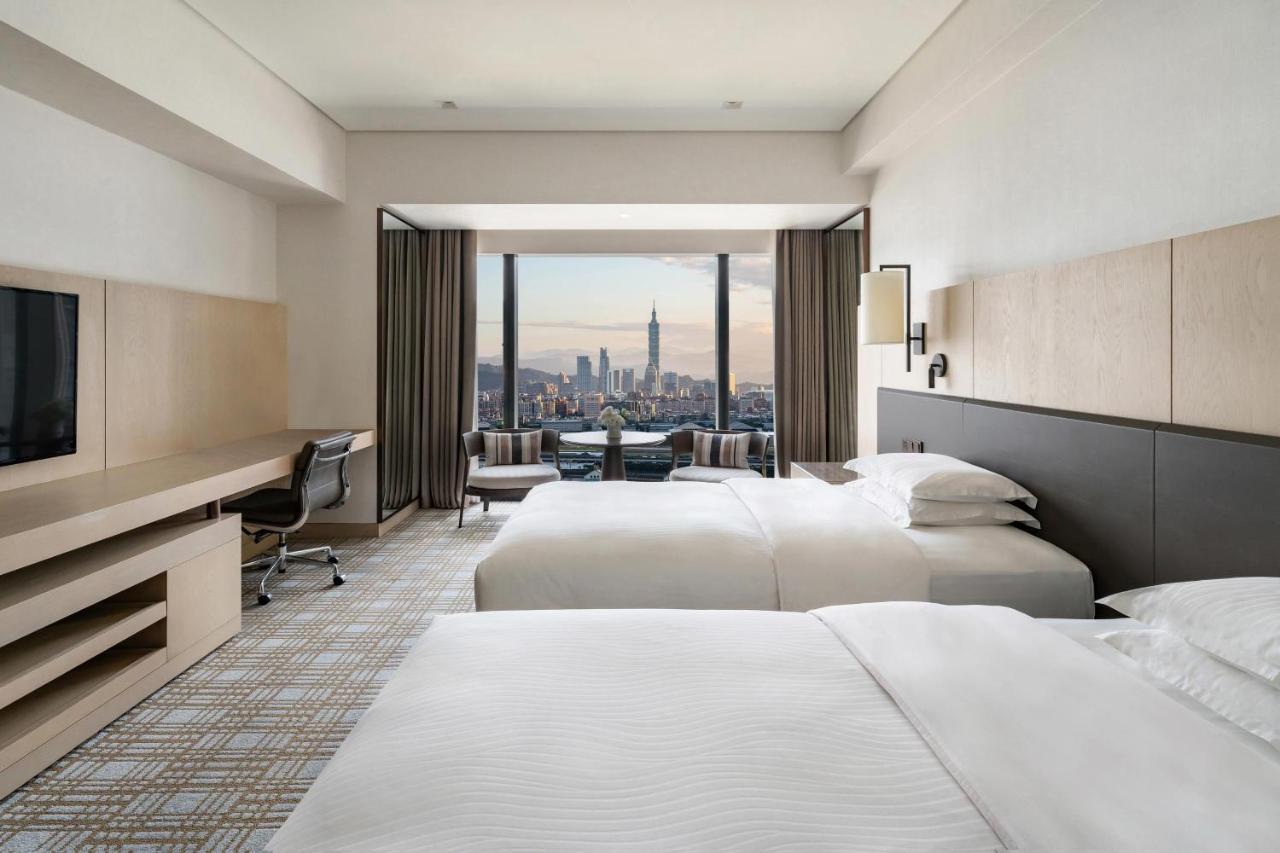 Khách sạn Marriott