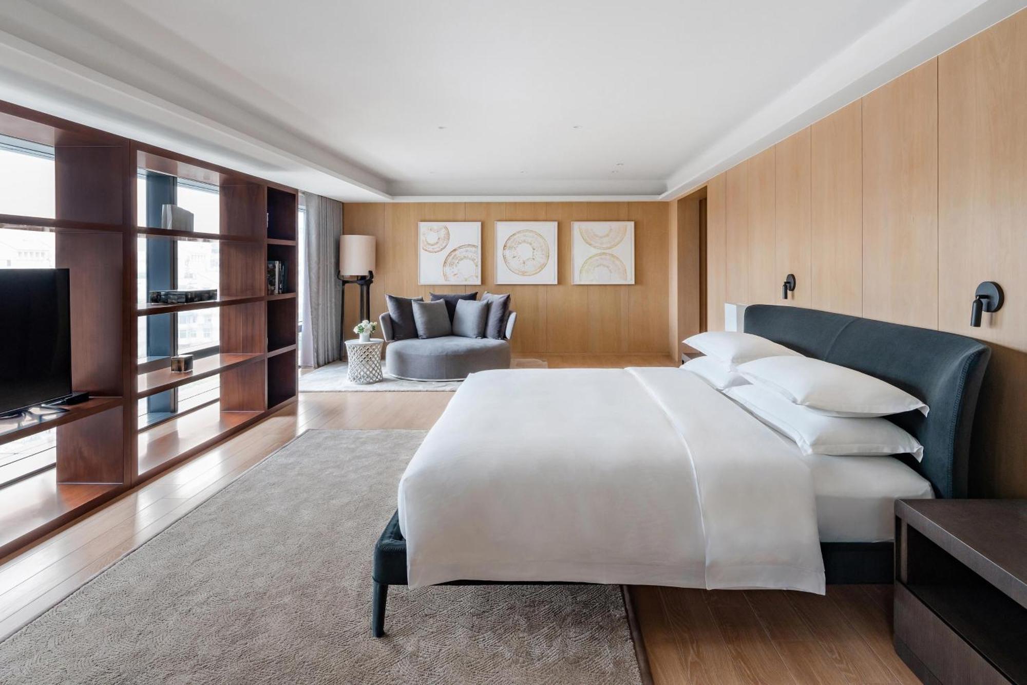 Marriott Khách sạn 5*